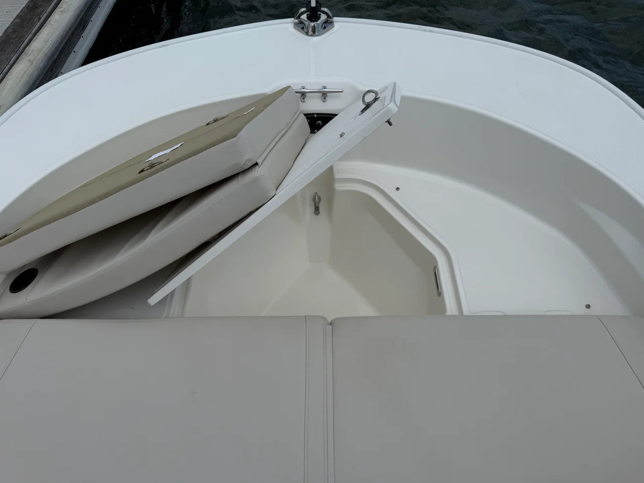 2027 Boston Whaler 210 Montauk 21.0 feet, Clearwater, Florida #23