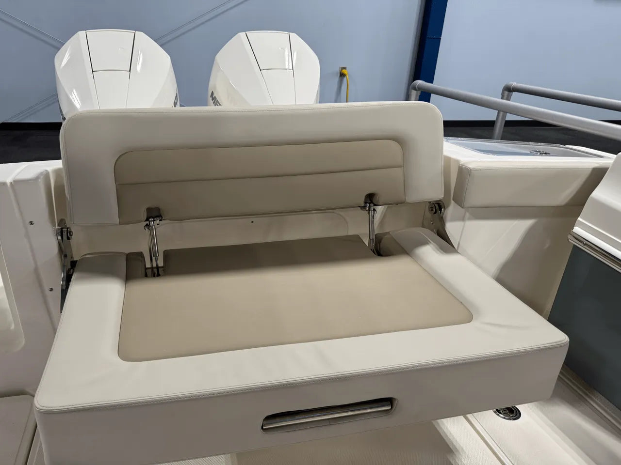 2025 Boston Whaler 280 Vantage 28.0 feet, Clearwater, Florida #7