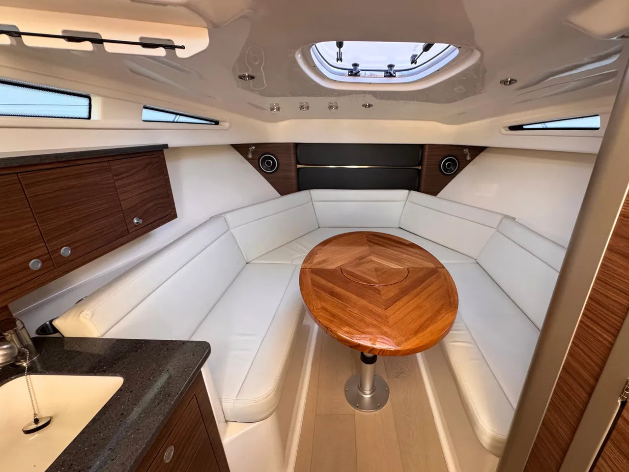 2026 Boston Whaler 325 Conquest 32.0 feet, Clearwater, Florida #31