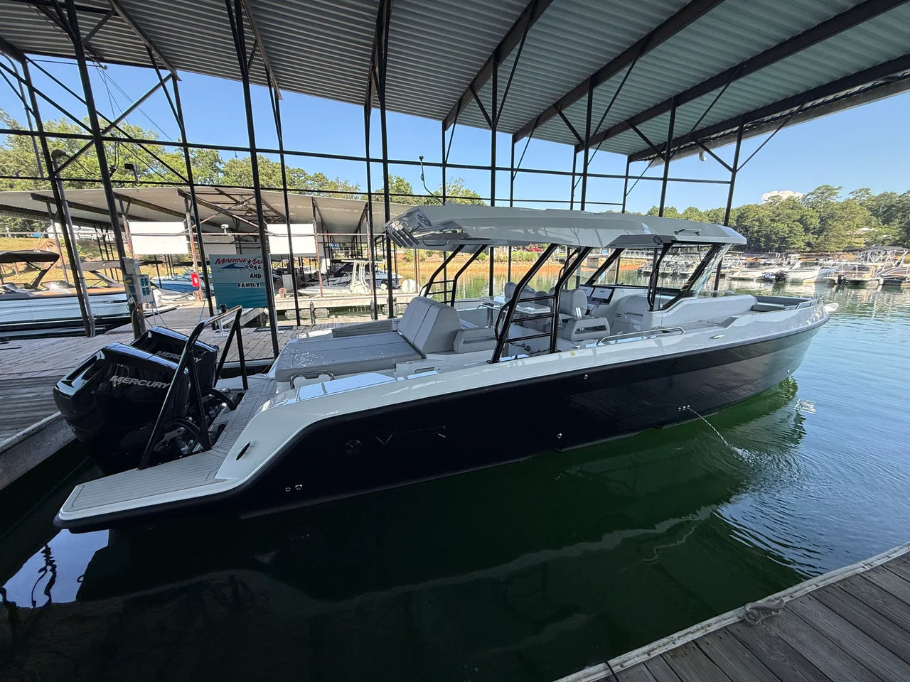 2026 Cruisers Yachts 38 VTR 38.0 feet, Clearwater, Florida #1
