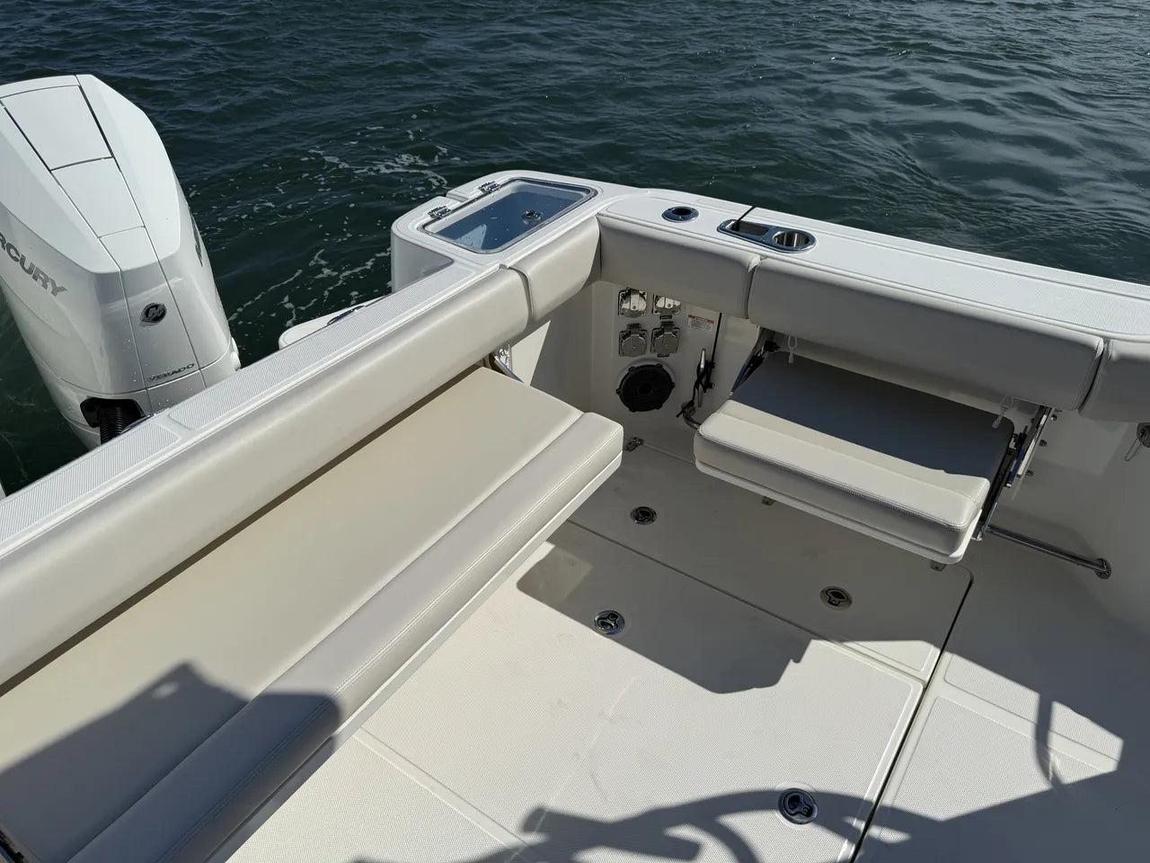 2026 Boston Whaler 325 Conquest 32.0 feet, Clearwater, Florida #8