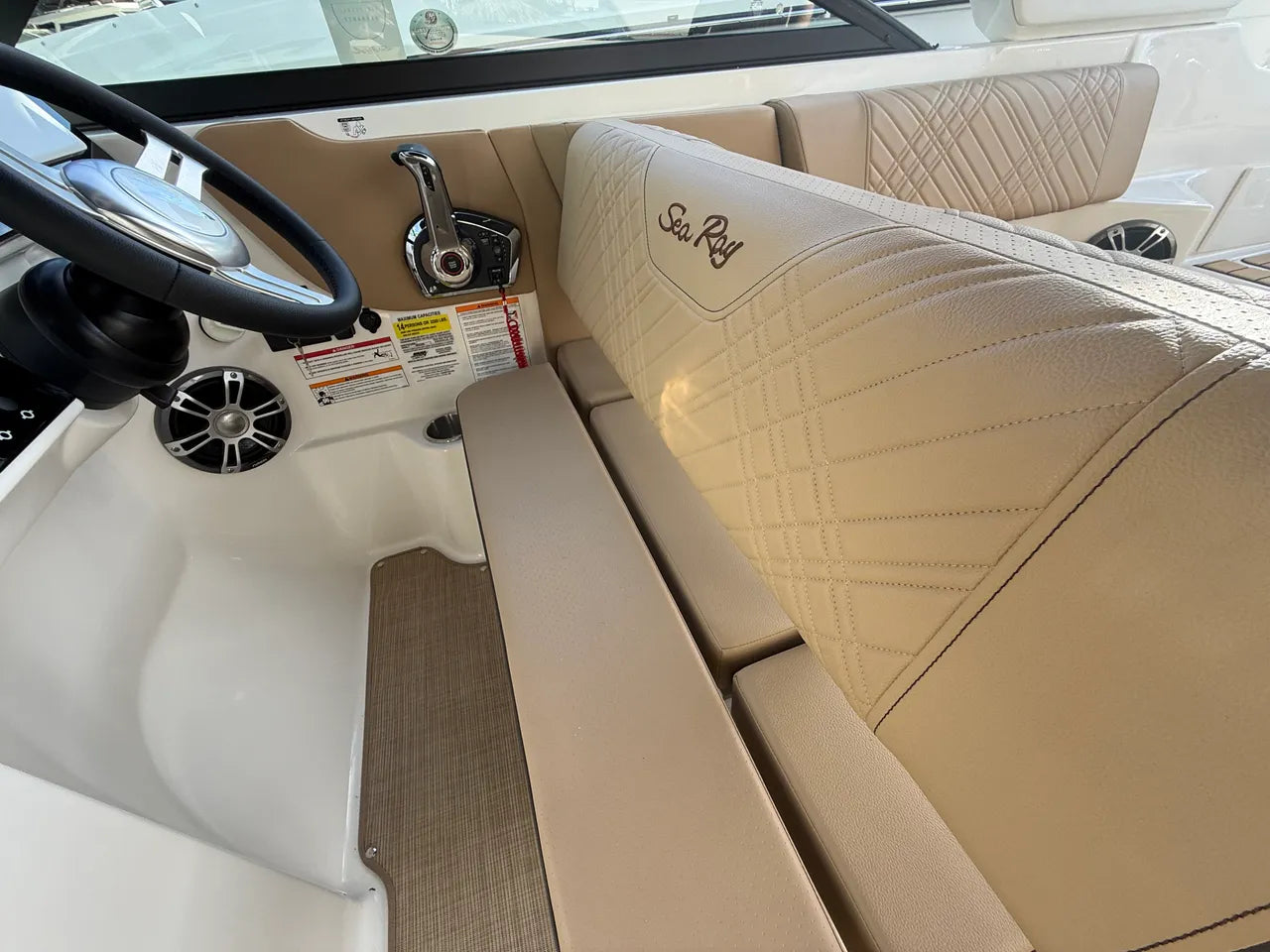 2025 Sea Ray SDX 250 Outboard 25.0 feet, Clearwater, Florida #33