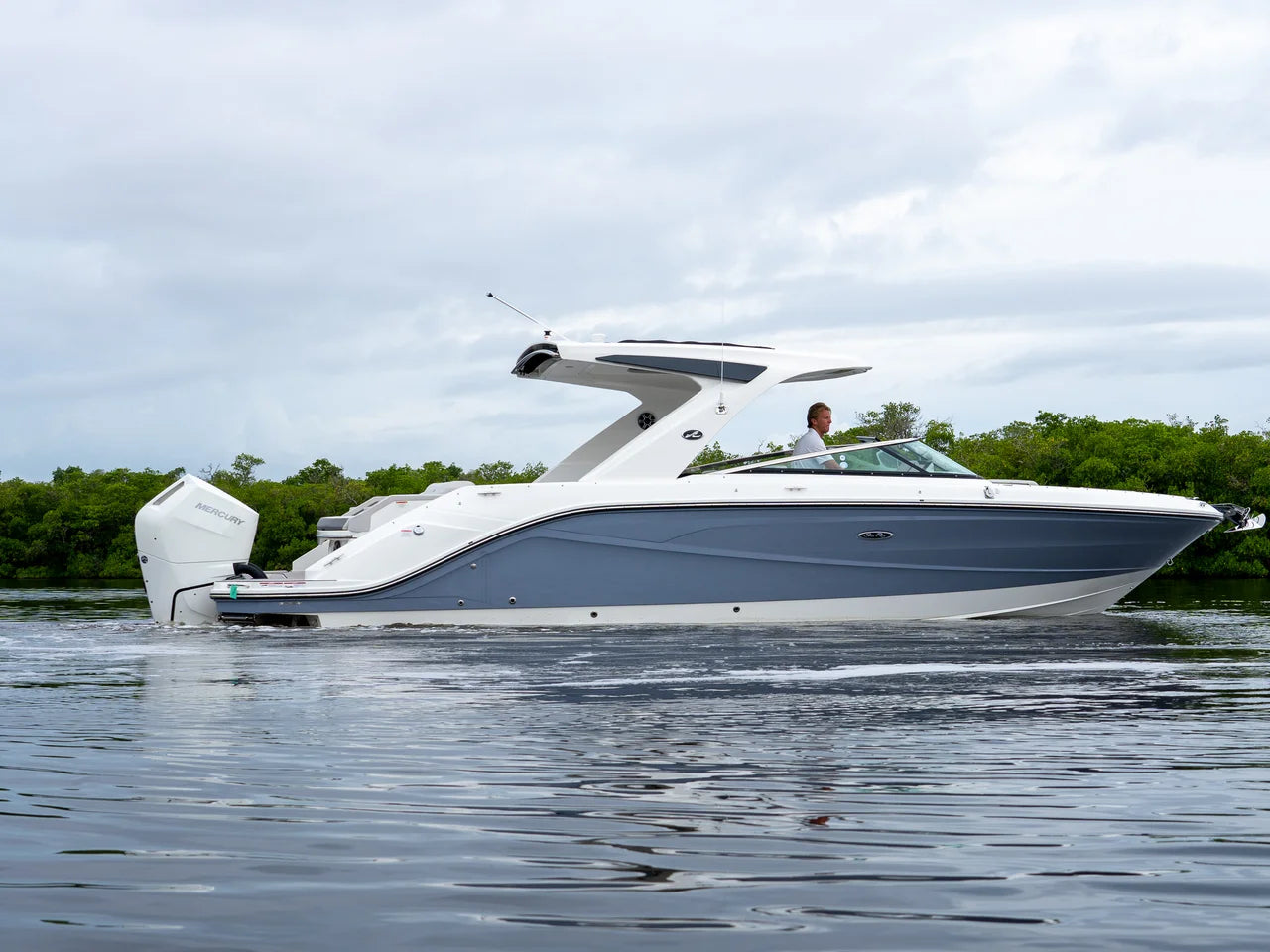2027 Sea Ray SLX 310 Outboard 31.0 feet, Clearwater, Florida #37