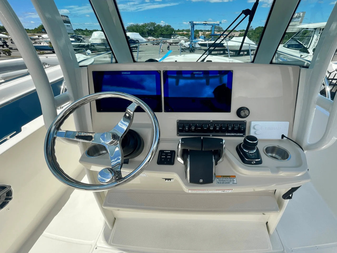 2025 Boston Whaler 280 Dauntless 28.0 feet, Clearwater, Florida #10