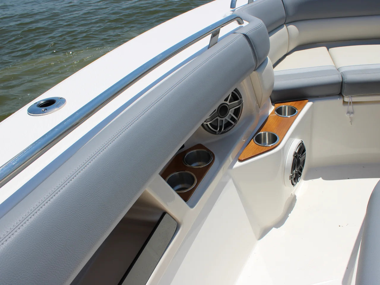 2026 Boston Whaler 350 Realm 35.0 feet, Clearwater, Florida #22