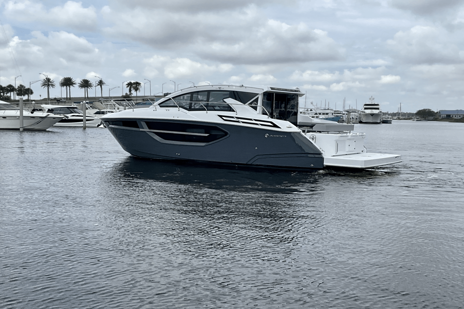 2024 Cruisers Yachts 42 Cantius 42.0 feet, Clearwater, Florida #9