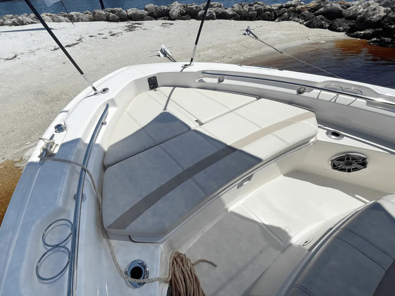 2026 Boston Whaler 220 Dauntless 22.0 feet, Clearwater, Florida #19
