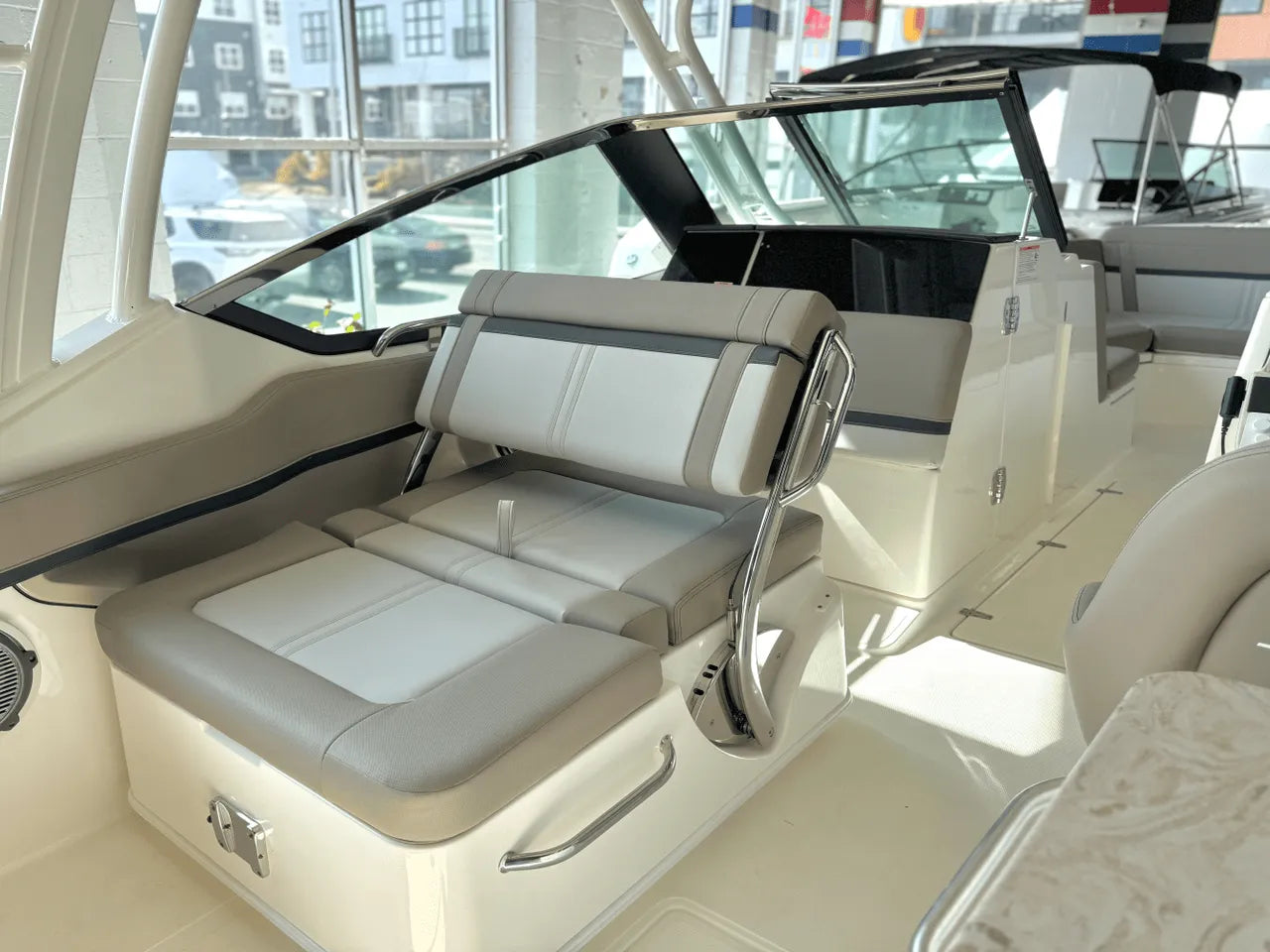 2025 Boston Whaler 240 Vantage 24.0 feet, Clearwater, Florida #23