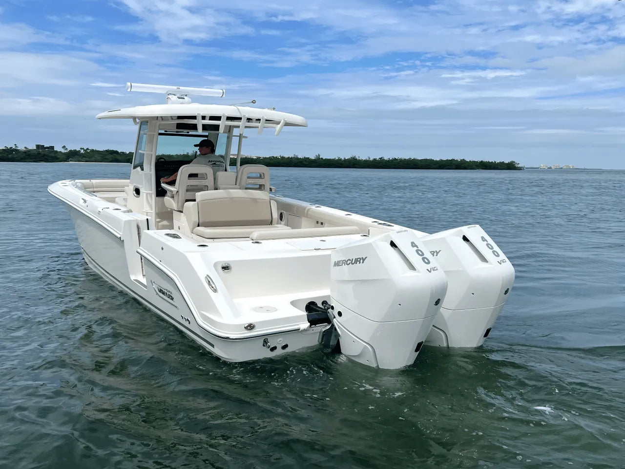 2025 Boston Whaler 330 Outrage 33.0 feet, Clearwater, Florida #8