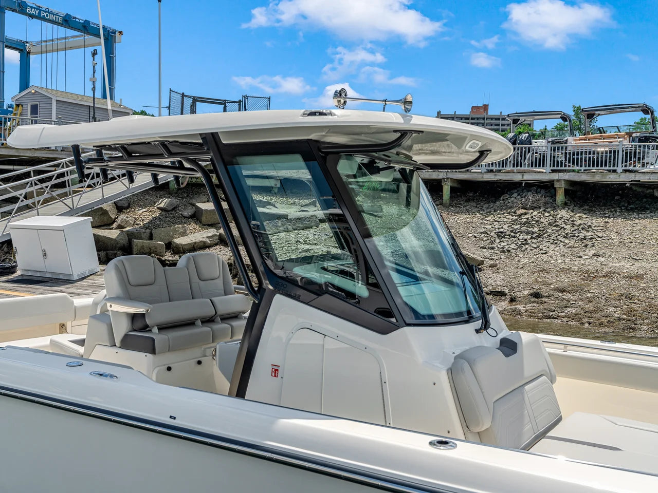 2026 Boston Whaler 330 Outrage 33.0 feet, Clearwater, Florida #24