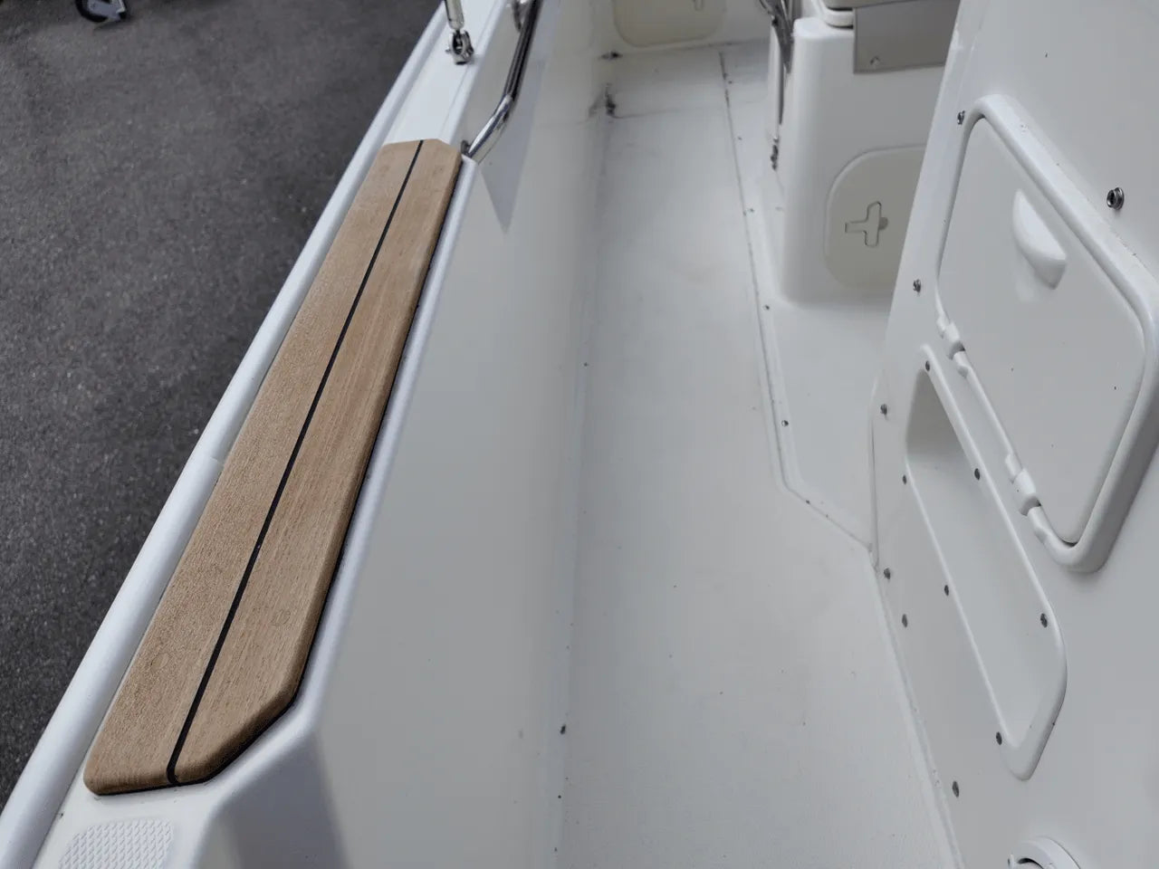 2025 Boston Whaler 170 Montauk 17.0 feet, Clearwater, Florida #9
