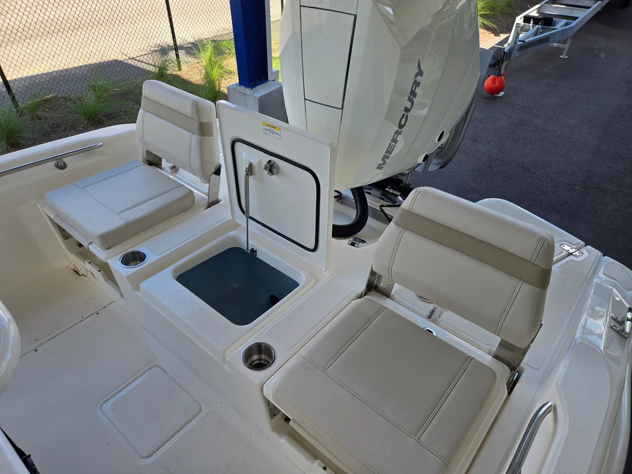 2026 Boston Whaler 250 Dauntless 25.0 feet, Clearwater, Florida #5