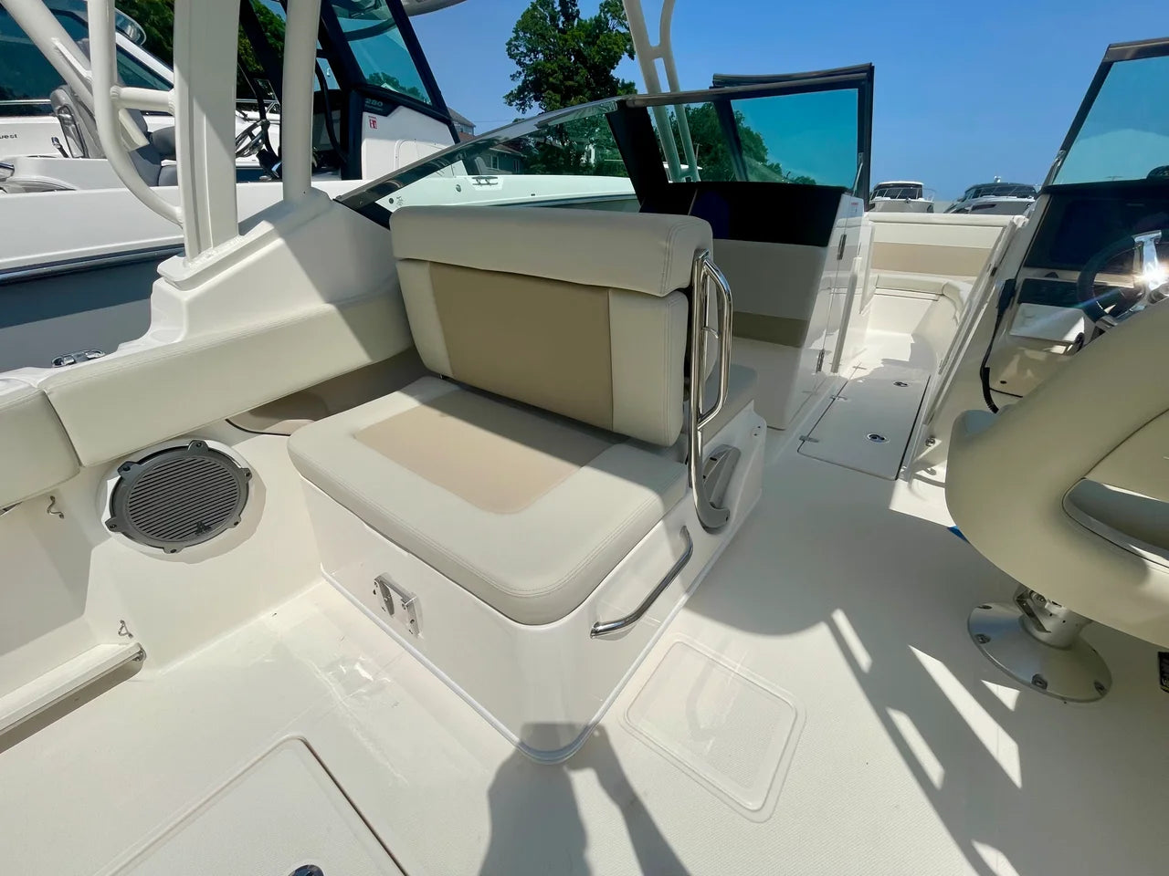 2026 Boston Whaler 240 Vantage 24.0 feet, Clearwater, Florida #7