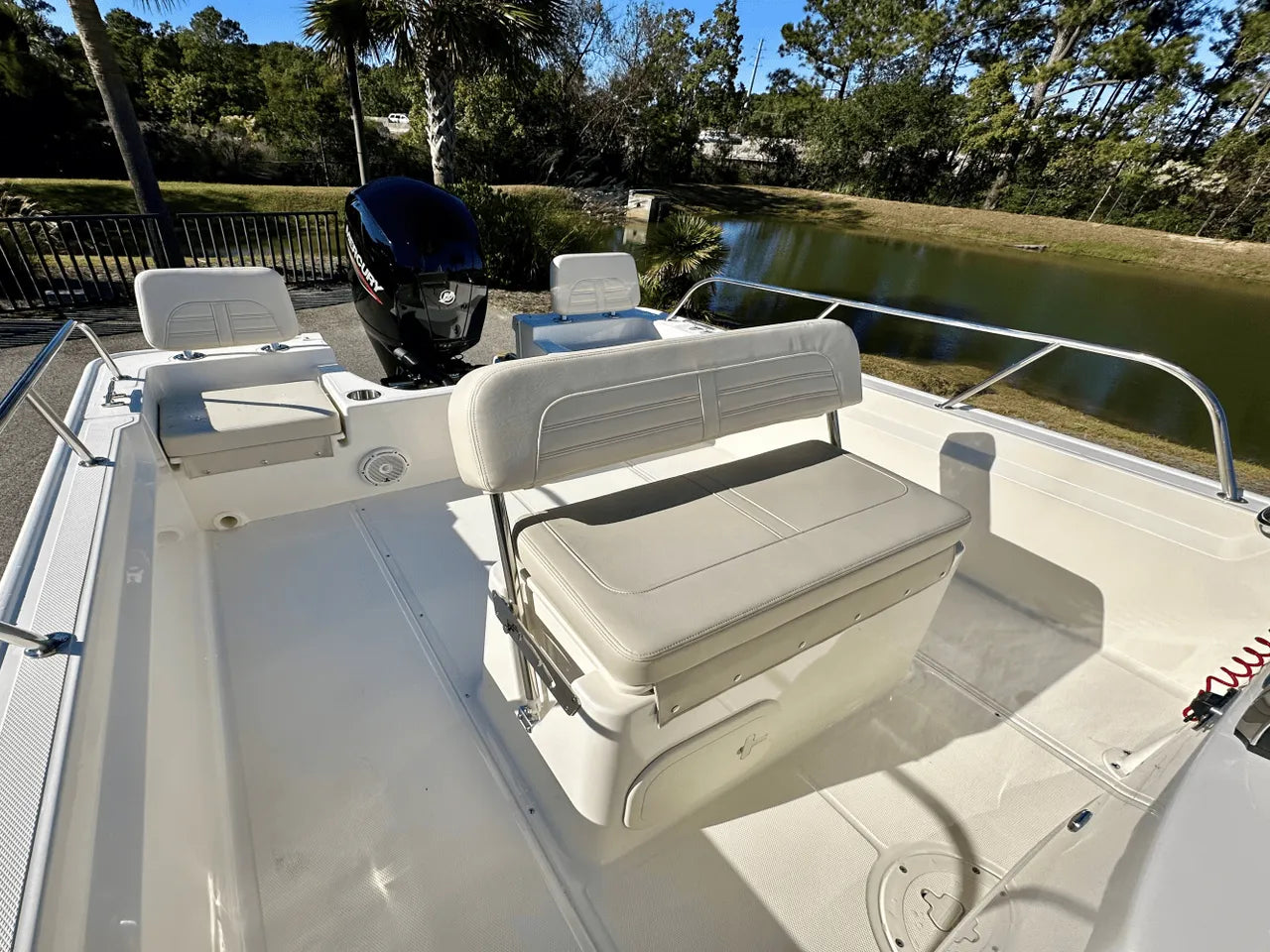 2025 Boston Whaler 190 Montauk 19.0 feet, Clearwater, Florida #8