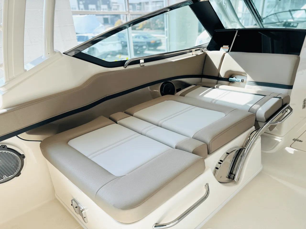 2025 Boston Whaler 240 Vantage 24.0 feet, Clearwater, Florida #27