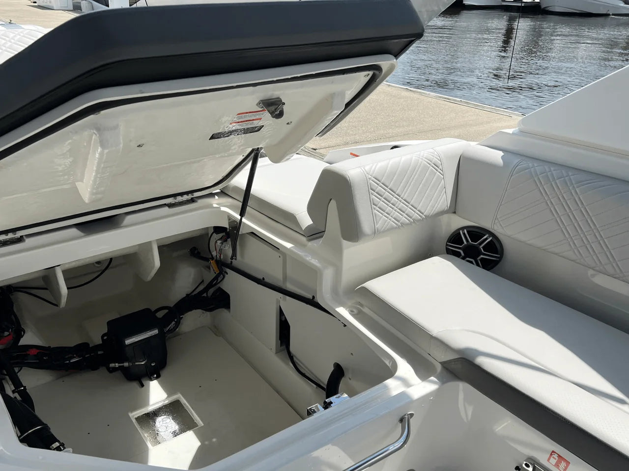 2026 Sea Ray SDX 230 Outboard 23.0 feet, Clearwater, Florida #17