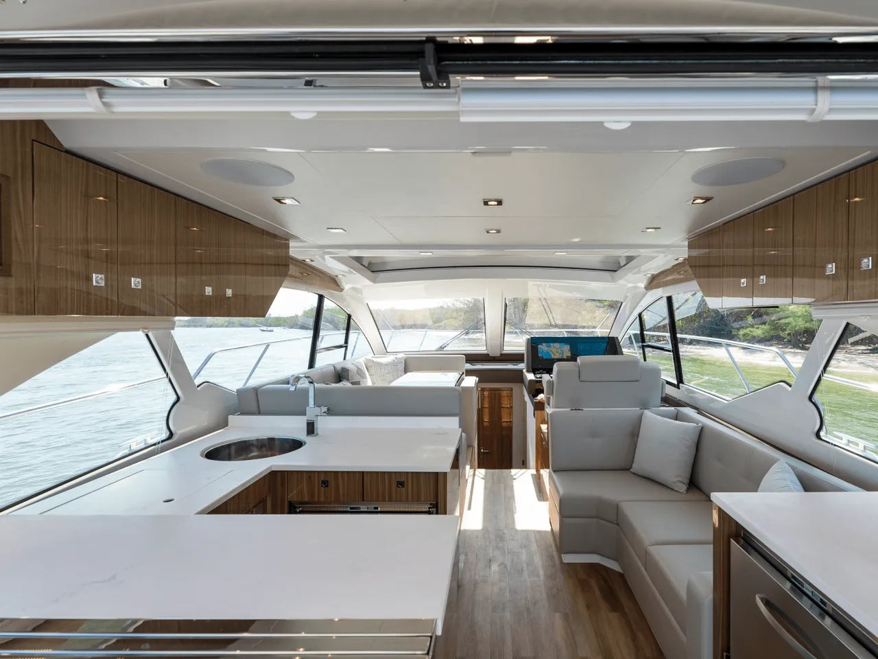 2024 Cruisers Yachts 50 Cantius 50.0 feet, Clearwater, Florida #5