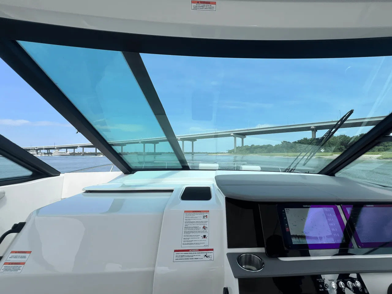 2025 Sea Ray Sundancer 320 Outboard 32.0 feet, Clearwater, Florida #38