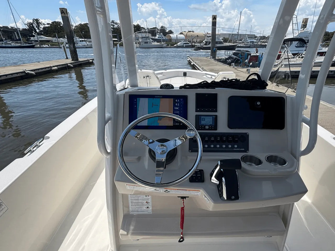 2025 Boston Whaler 250 Dauntless 25.0 feet, Clearwater, Florida #19