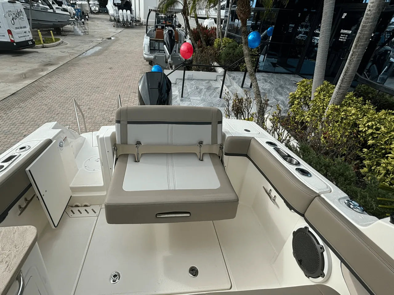 2025 Boston Whaler 240 Vantage 24.0 feet, Clearwater, Florida #11