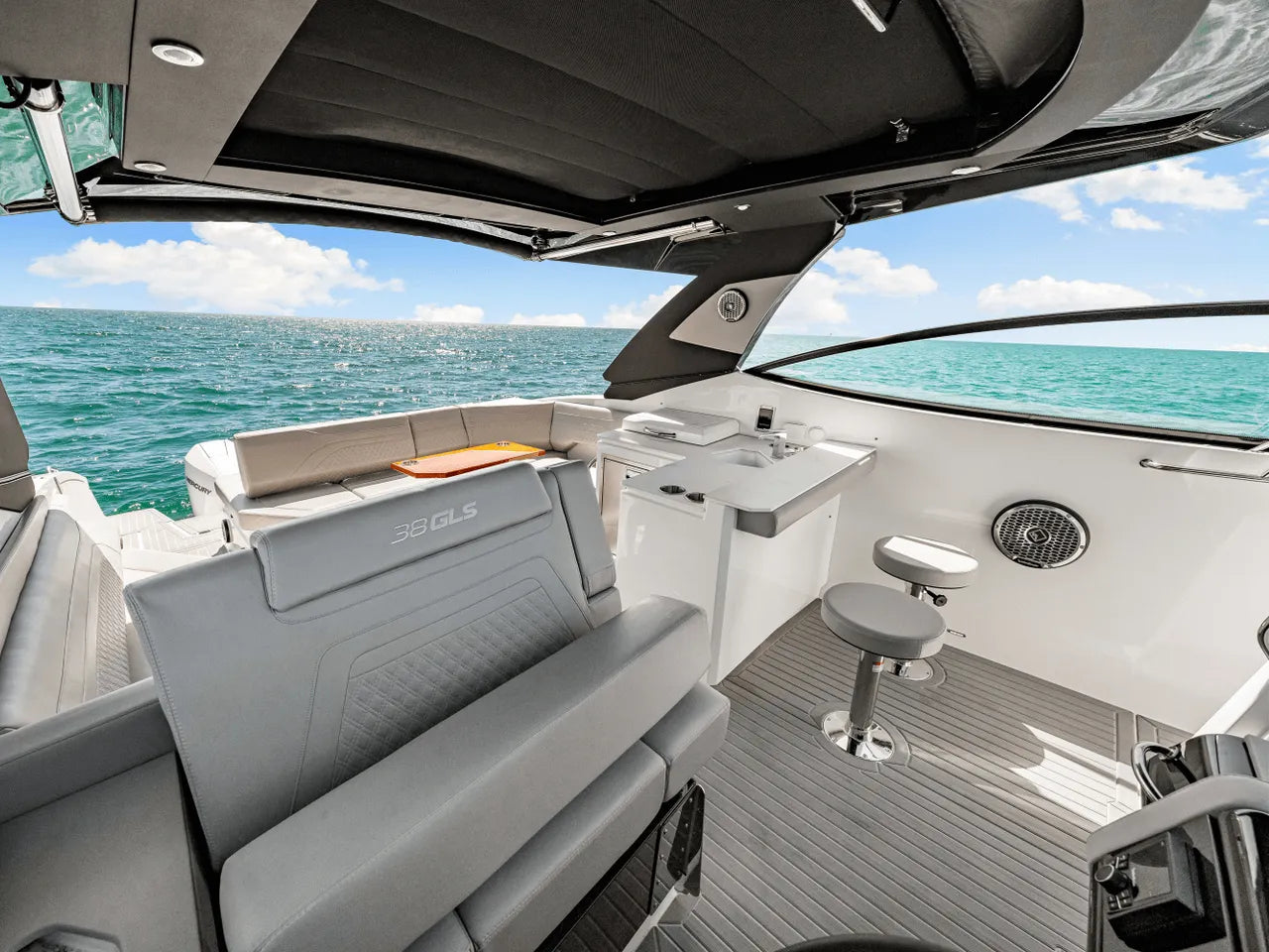 2025 Cruisers Yachts 38 GLS Outboard 38.0 feet, Clearwater, Florida #61