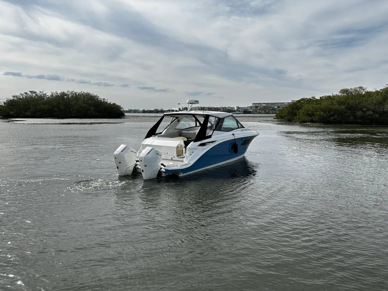 2025 Sea Ray Sundancer 320 Outboard 32.0 feet, Clearwater, Florida #9