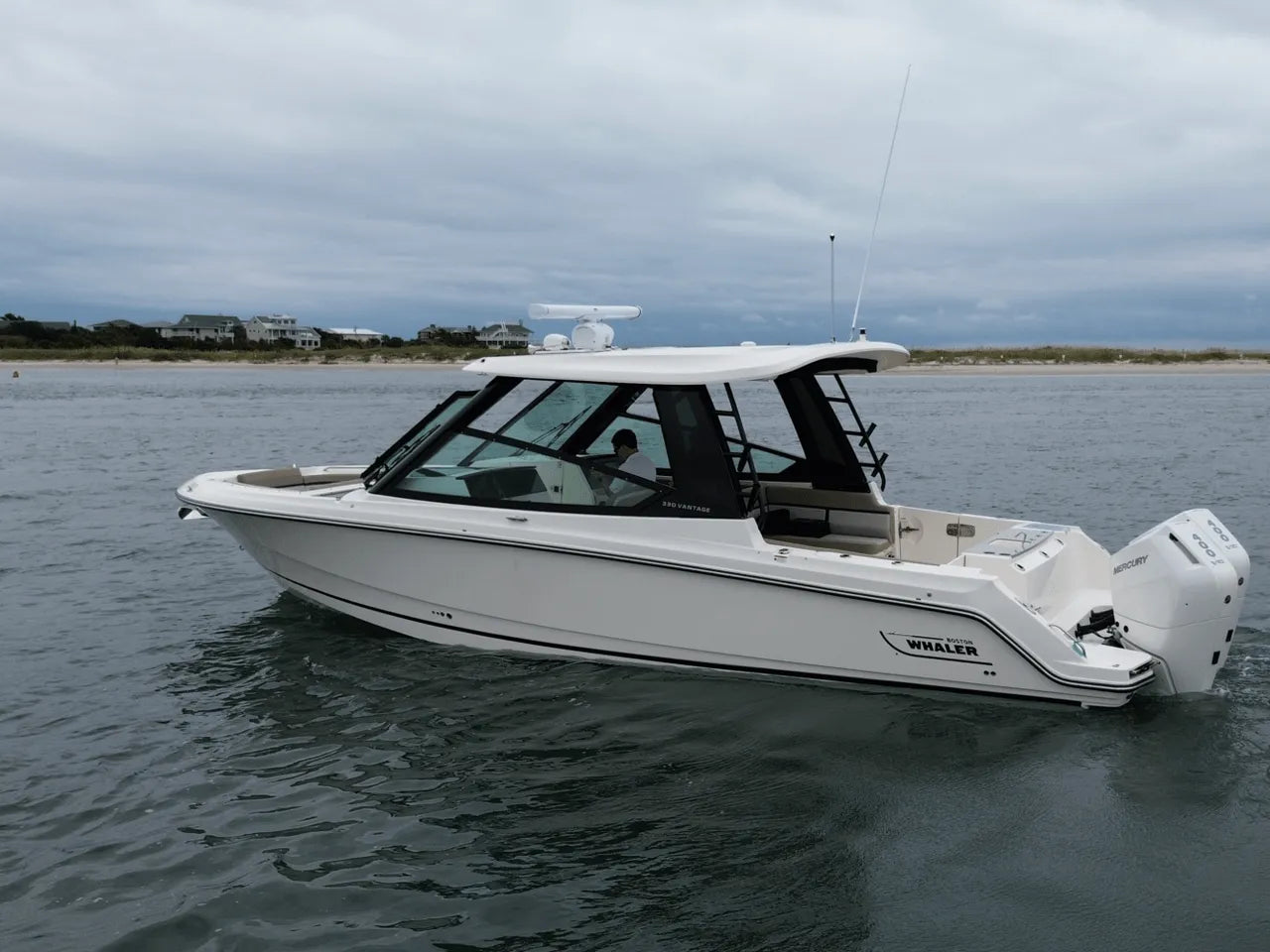 2026 Boston Whaler 330 Vantage 33.0 feet, Clearwater, Florida #8