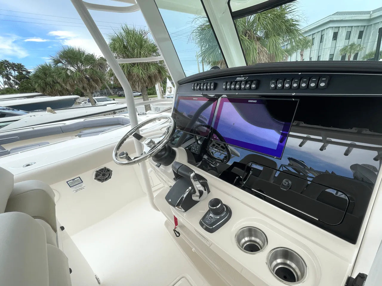2025 Boston Whaler 330 Outrage 33.0 feet, Clearwater, Florida #24
