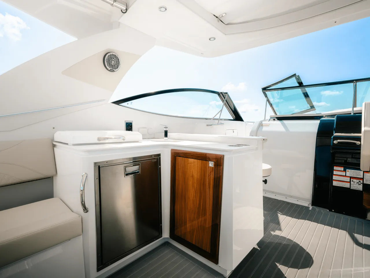 2025 Cruisers Yachts 38 GLS Outboard 38.0 feet, Clearwater, Florida #10