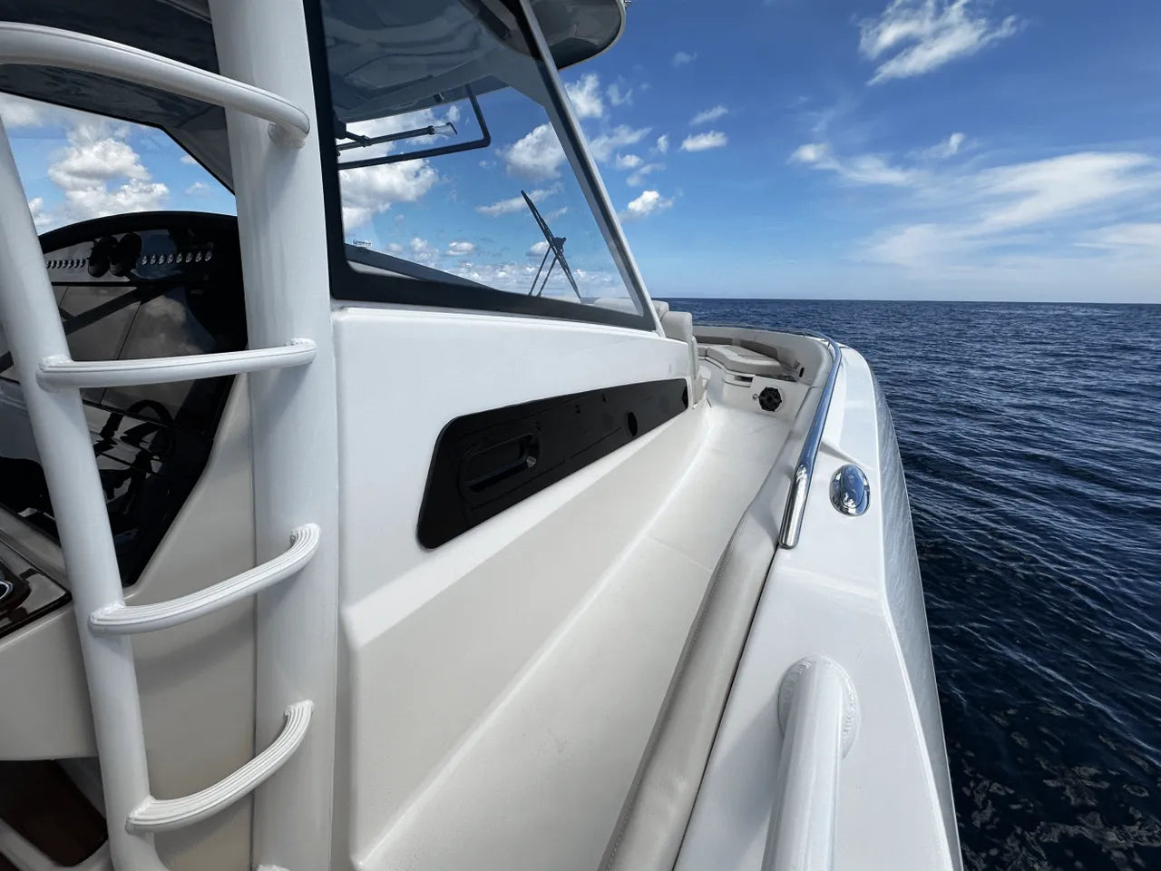 2026 Boston Whaler 420 Outrage 42.0 feet, Clearwater, Florida #32