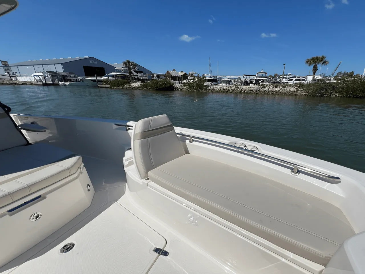 2025 Boston Whaler 280 Dauntless 28.0 feet, Clearwater, Florida #42