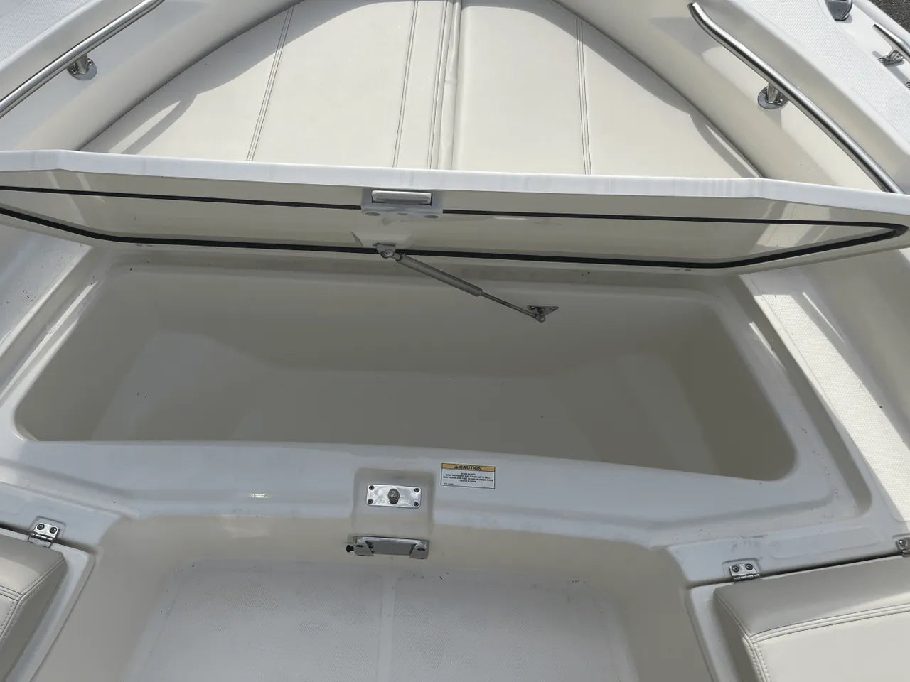 2025 Boston Whaler 250 Dauntless 25.0 feet, Clearwater, Florida #12