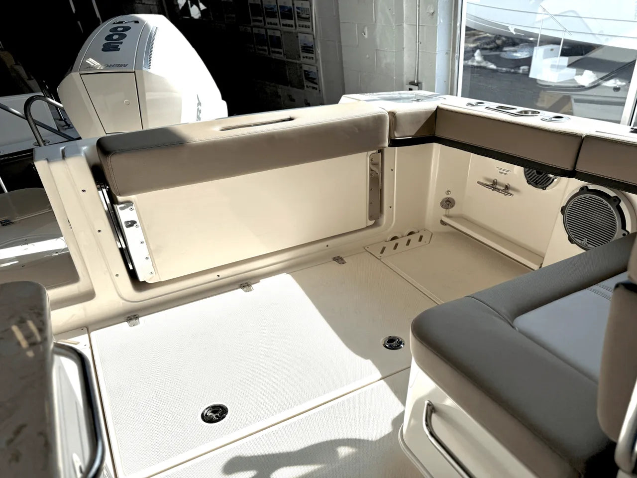 2025 Boston Whaler 240 Vantage 24.0 feet, Clearwater, Florida #14