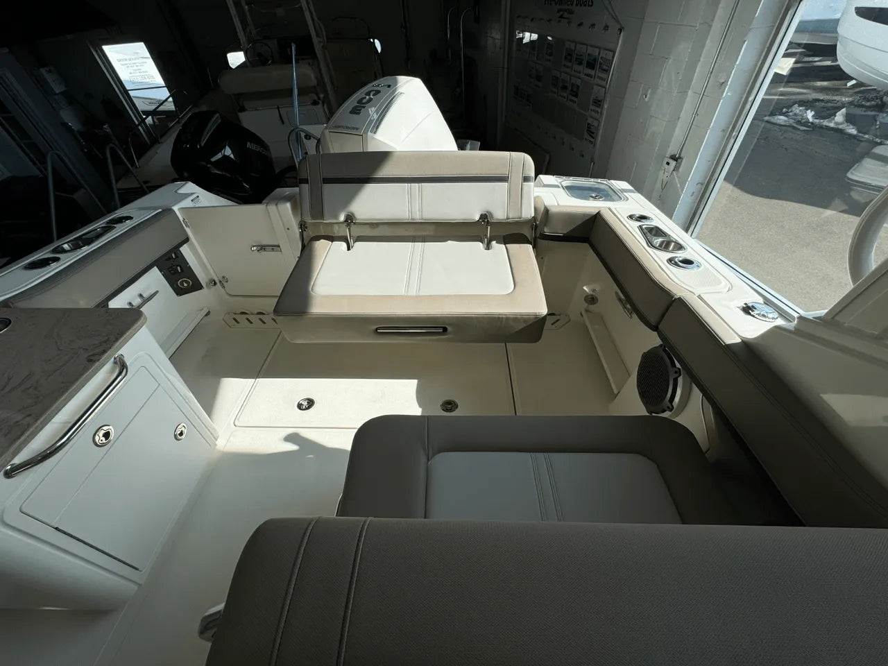2025 Boston Whaler 240 Vantage 24.0 feet, Clearwater, Florida #17