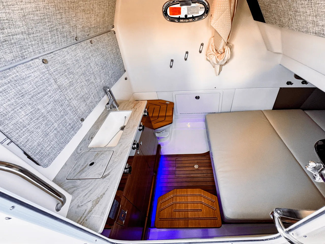 2025 Boston Whaler 360 Outrage 36.0 feet, Clearwater, Florida #36