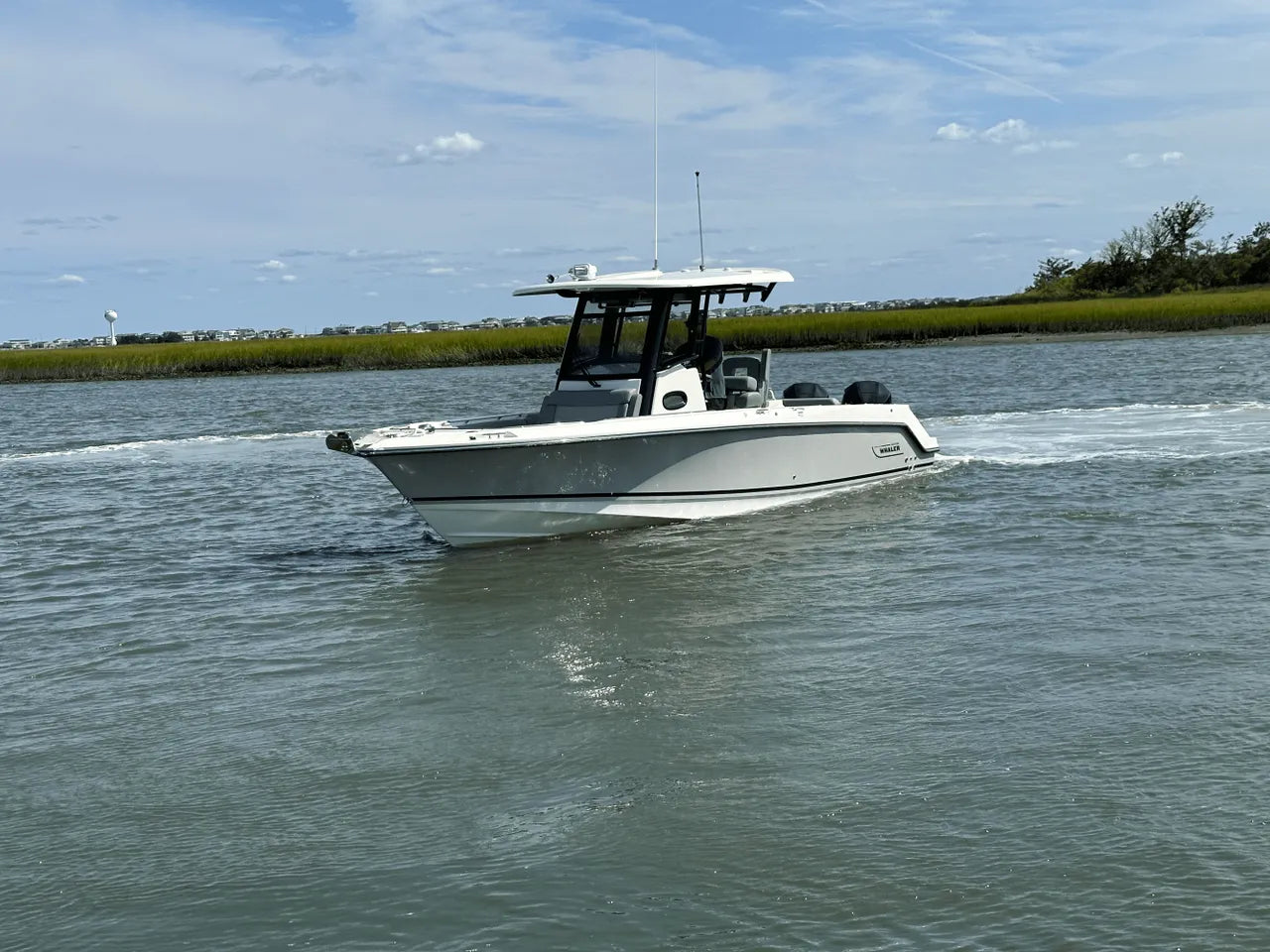 2025 Boston Whaler 250 Outrage 25.0 feet, Clearwater, Florida #8