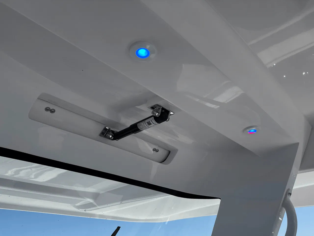 2025 Intrepid 345 NOMAD SE 34.0 feet, Clearwater, Florida #46