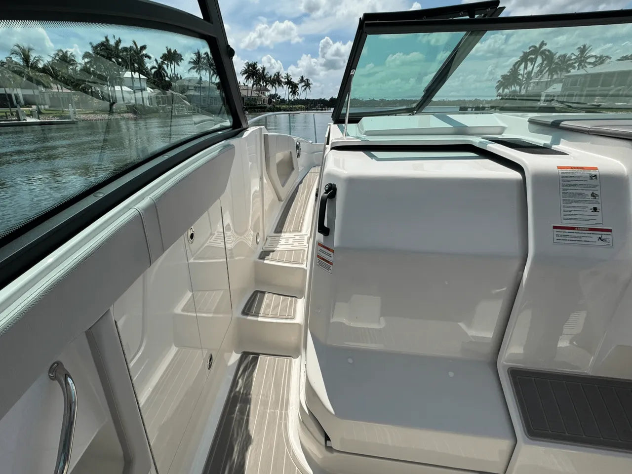 2025 Sea Ray Sundancer 320 Outboard 32.0 feet, Clearwater, Florida #20