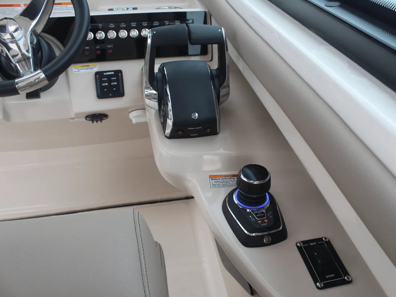 2026 Boston Whaler 330 Vantage 33.0 feet, Clearwater, Florida #49