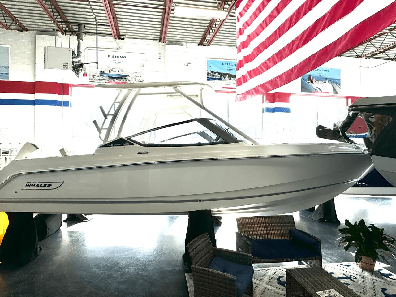 2025 Boston Whaler 240 Vantage 24.0 feet, Clearwater, Florida #1
