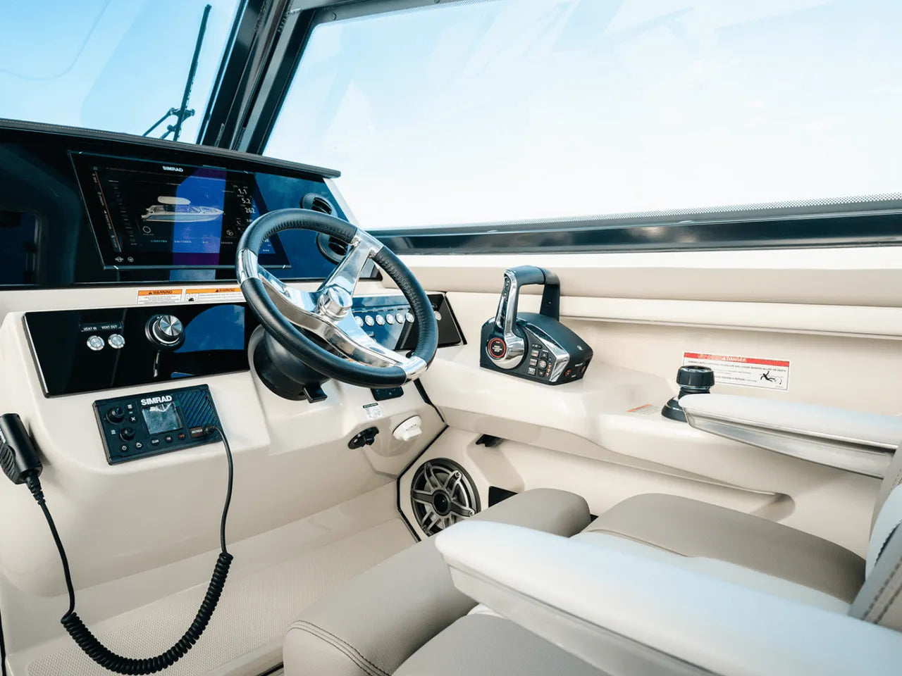 2025 Boston Whaler 330 Vantage 33.0 feet, Clearwater, Florida #29