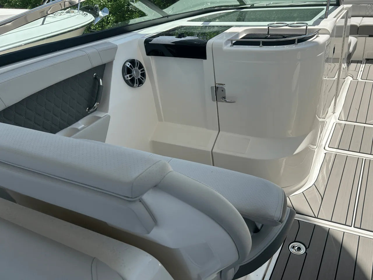 2025 Sea Ray SLX 350 Outboard 35.0 feet, Clearwater, Florida #6