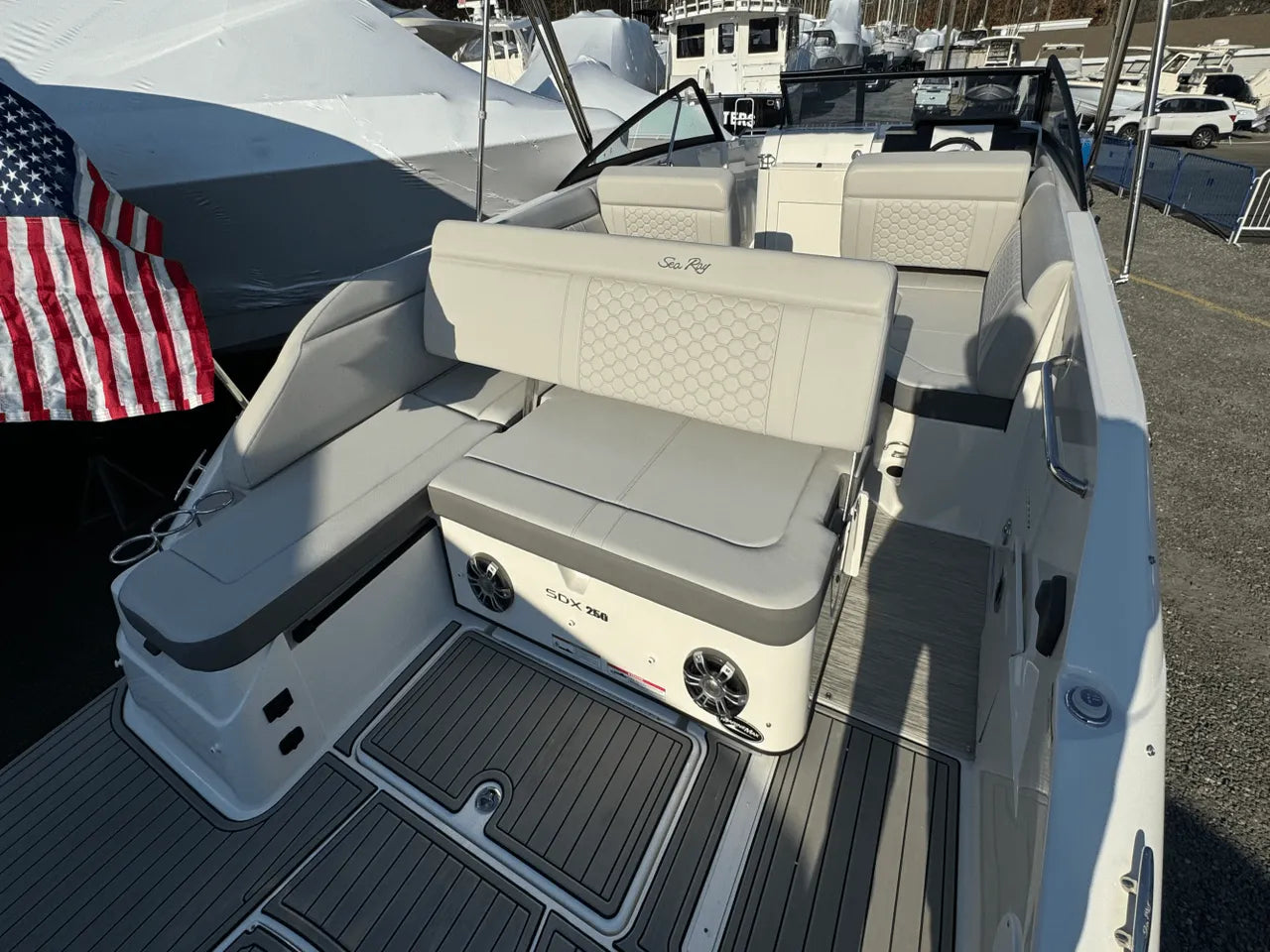 2025 Sea Ray SDX 250 Outboard 25.0 feet, Clearwater, Florida #15