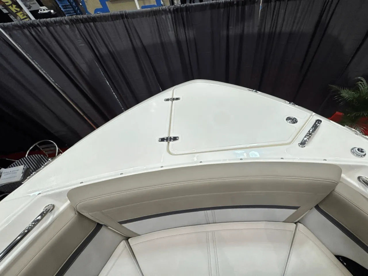 2025 Boston Whaler 280 Vantage 28.0 feet, Clearwater, Florida #26