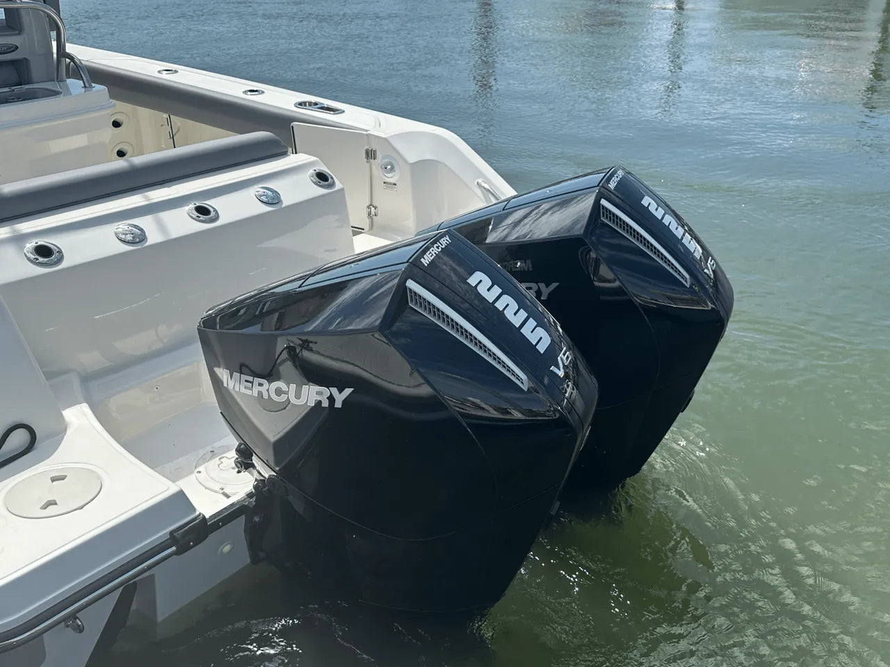 2025 Boston Whaler 250 Outrage 25.0 feet, Clearwater, Florida #12