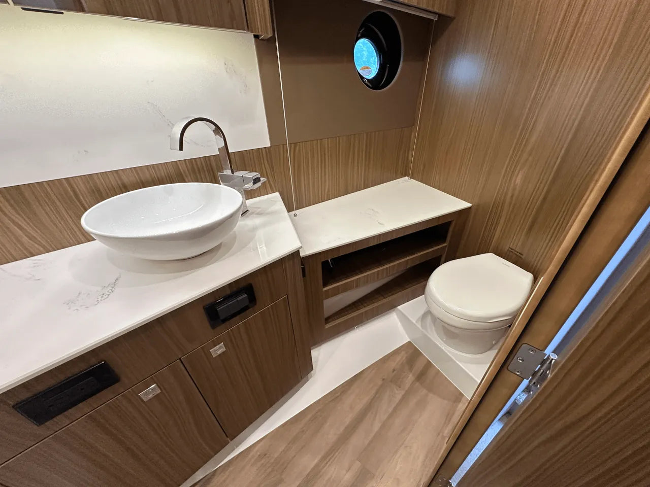 2025 Cruisers Yachts 46 Cantius 46.0 feet, Clearwater, Florida #15