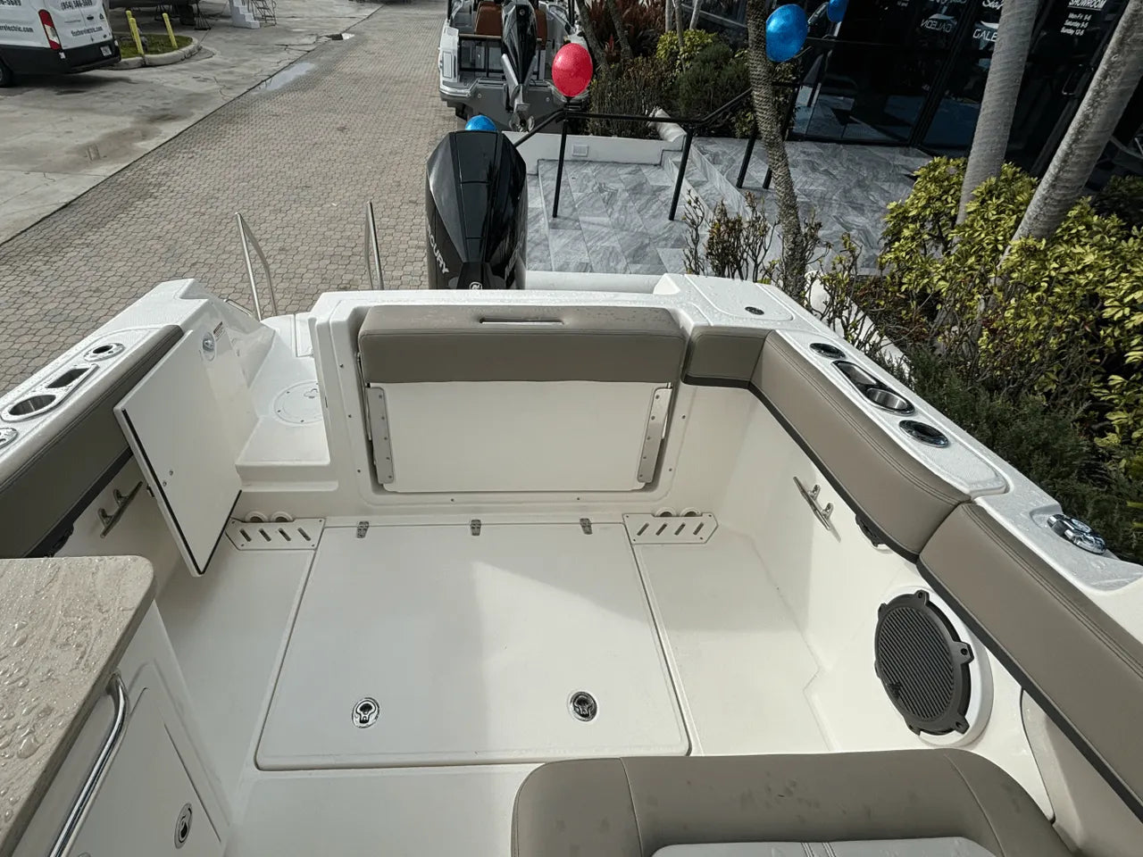 2025 Boston Whaler 240 Vantage 24.0 feet, Clearwater, Florida #10