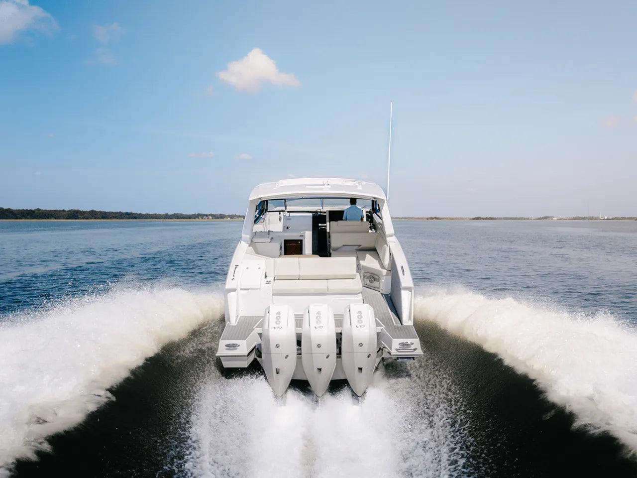 2025 Cruisers Yachts 38 GLS Outboard 38.0 feet, Clearwater, Florida #4
