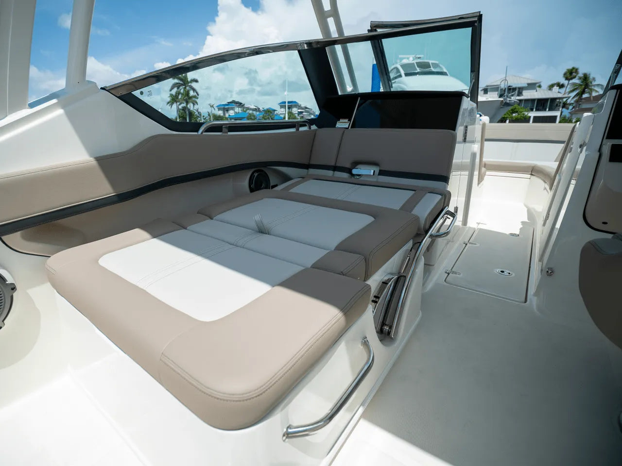 2025 Boston Whaler 240 Vantage 24.0 feet, Clearwater, Florida #11