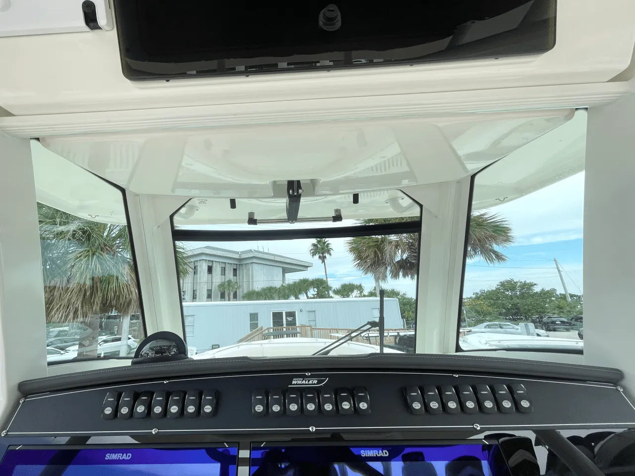 2025 Boston Whaler 330 Outrage 33.0 feet, Clearwater, Florida #27